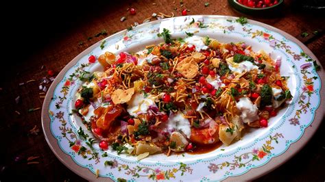 shripchat|Papdi chaat (Indian street food snack)